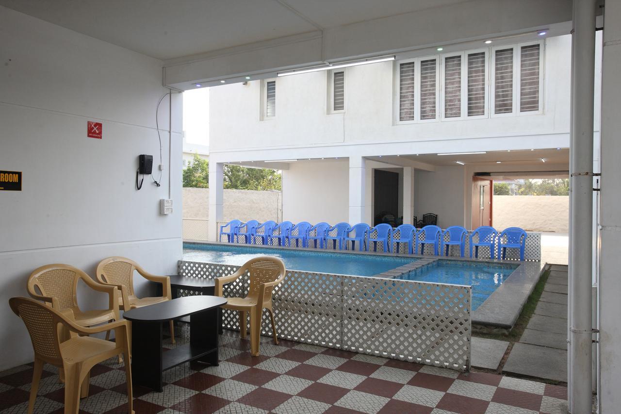 Oyo 935 Hotel Palkhee Bombaim Exterior foto