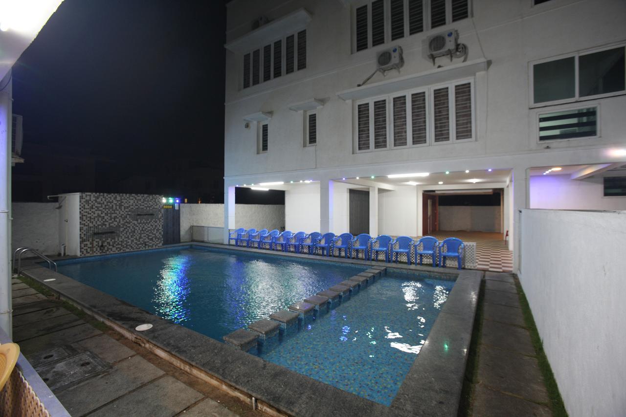 Oyo 935 Hotel Palkhee Bombaim Exterior foto